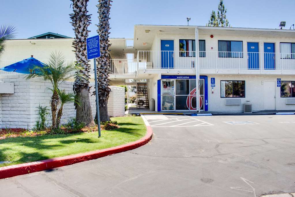 motel 6 bakersfield ca south
