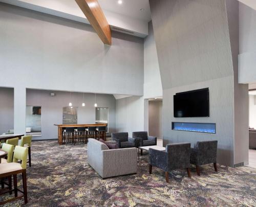 homewood suites by hilton topeka