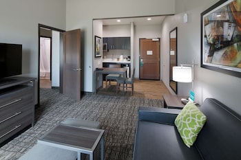 homewood suites by hilton topeka