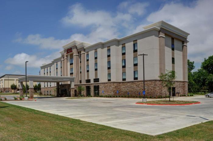 hampton inn and suites ardmore