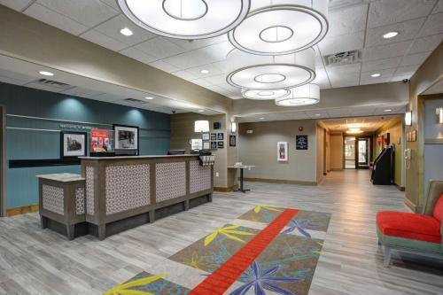 hampton inn and suites ardmore