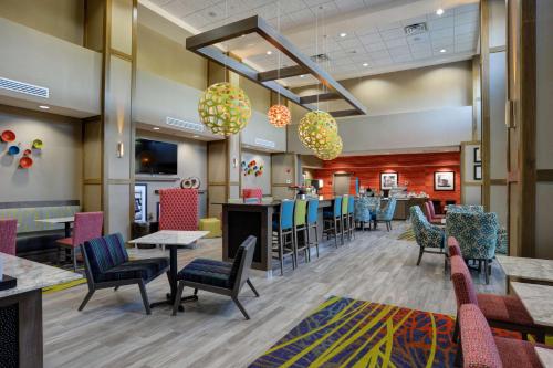 hampton inn and suites ardmore