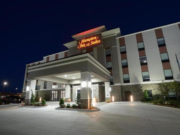 hampton inn and suites stillwater west