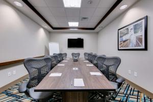 hampton inn and suites north houston spring