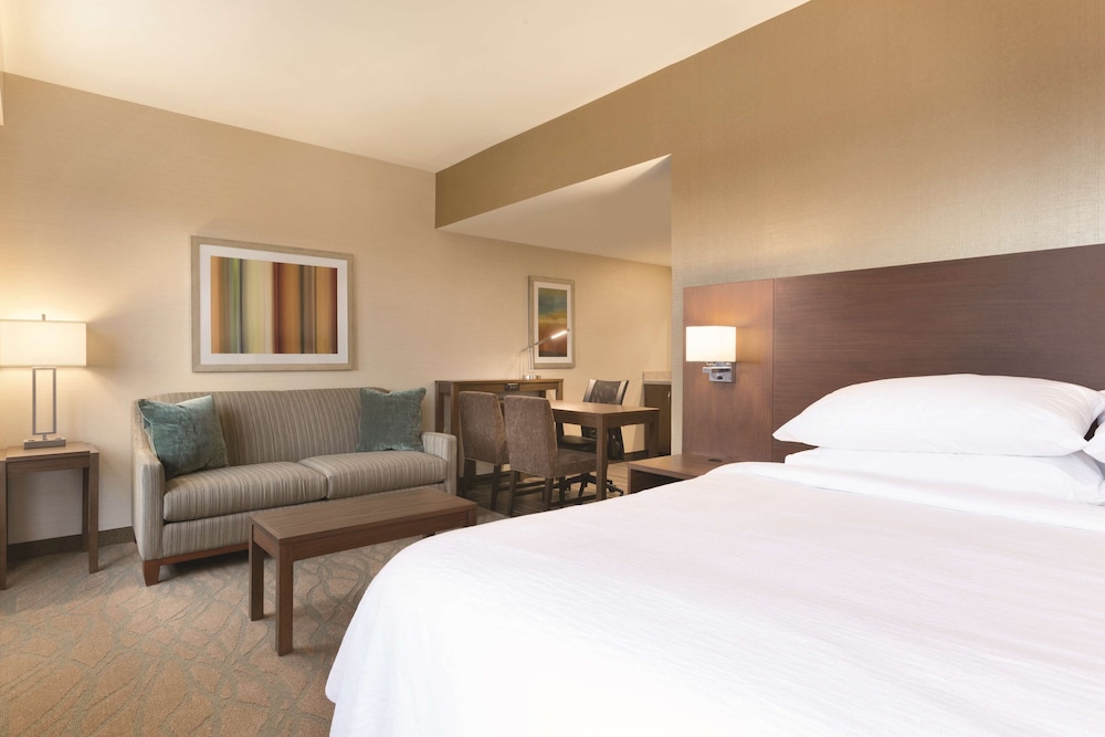 embassy suites by hilton akron canton airport