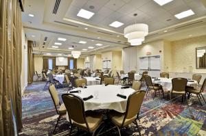 hilton garden inn detroit troy