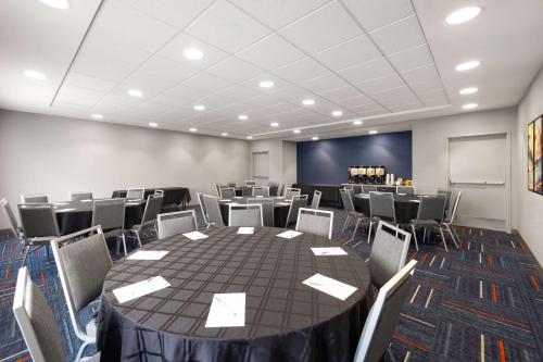 hampton inn and suites douglas