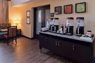 hampton inn and suites douglas