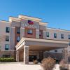 flag point inn and suites pratt by fairbridge
