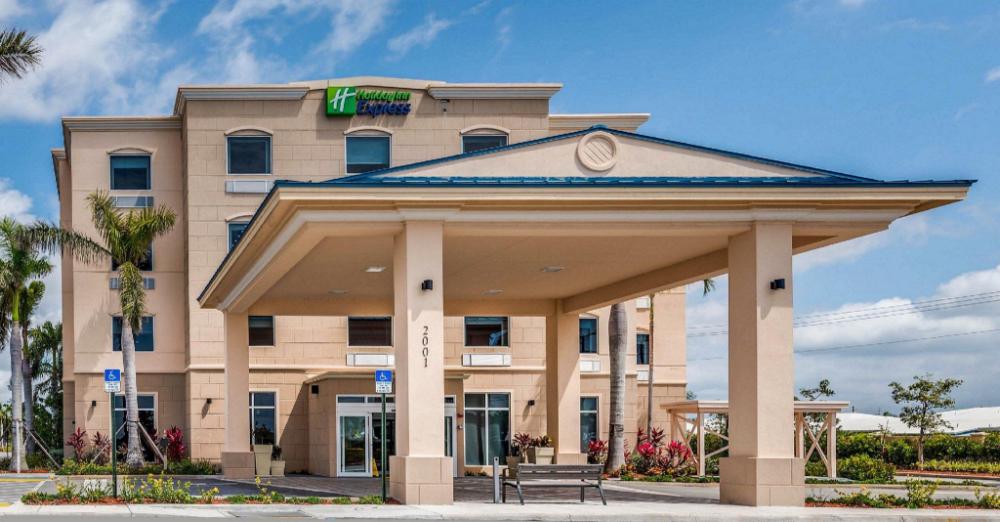 holiday inn express and suites boynton beach west by ihg