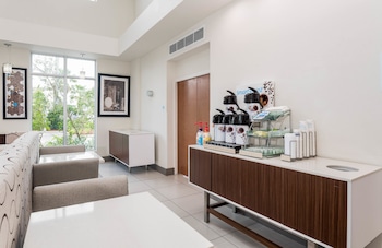 holiday inn express and suites boynton beach west by ihg