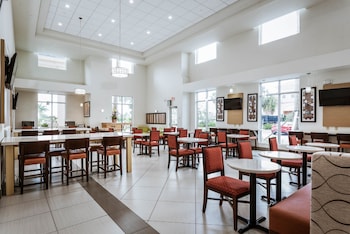 holiday inn express and suites boynton beach west by ihg