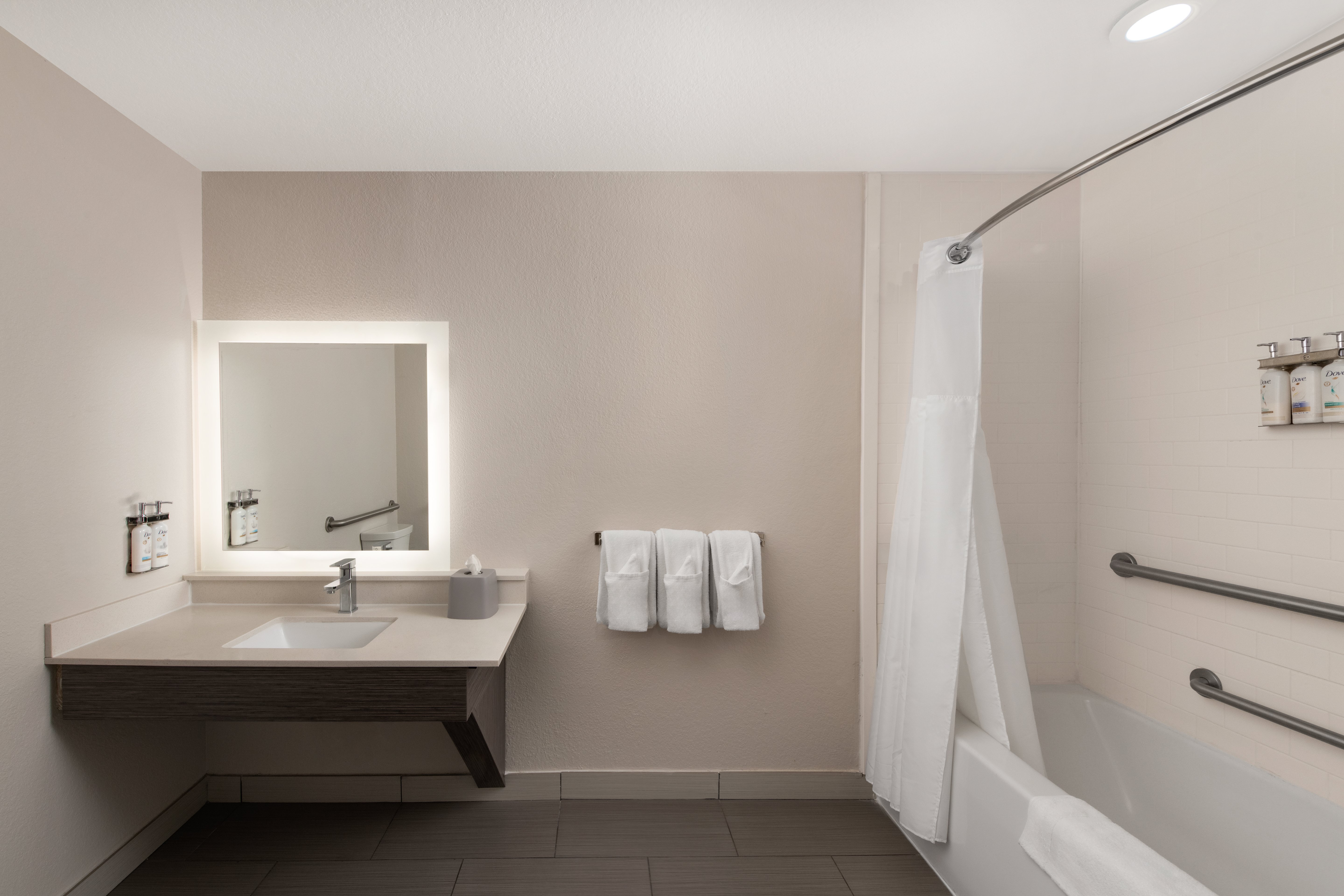 holiday inn express and suites boynton beach west by ihg