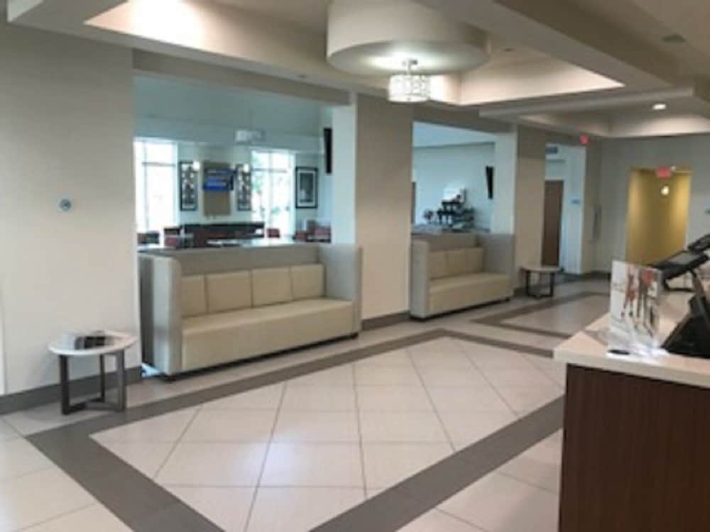holiday inn express and suites boynton beach west by ihg