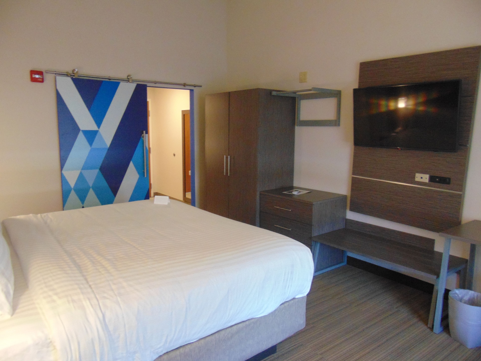 holiday inn express and suites boynton beach west by ihg