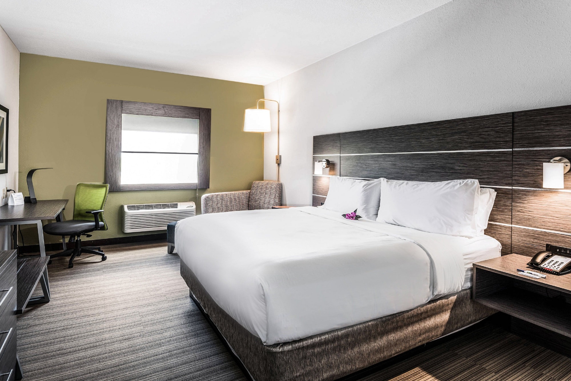 holiday inn express and suites boynton beach west by ihg