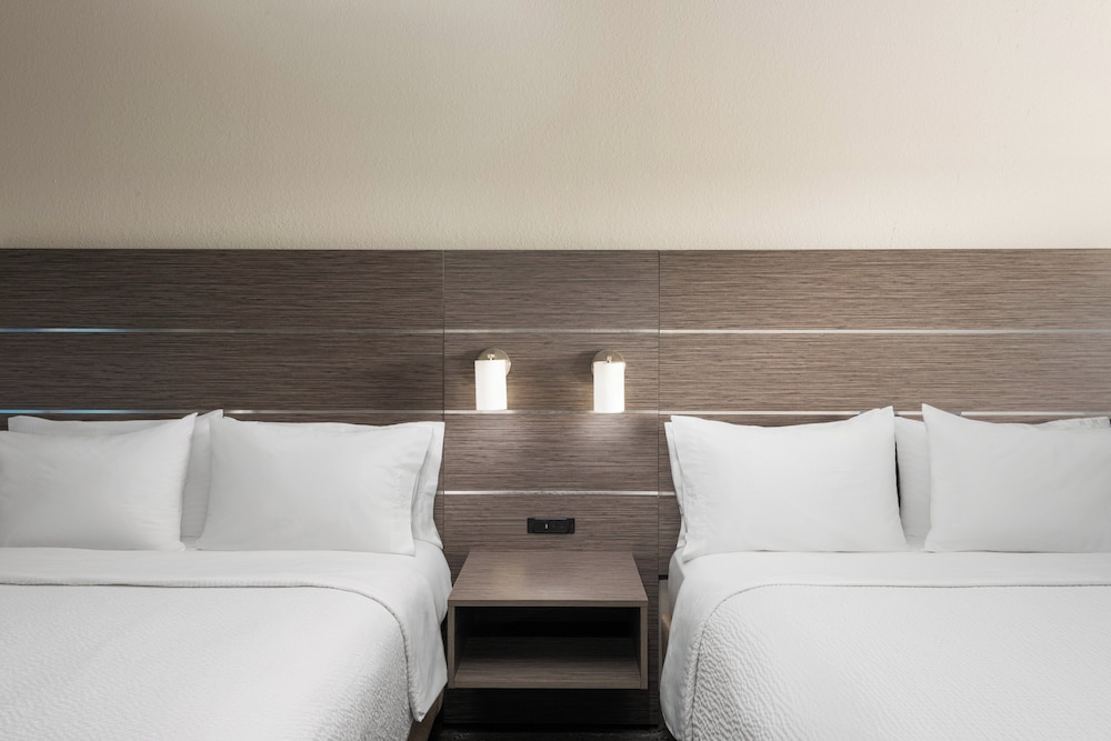 holiday inn express and suites boynton beach west by ihg