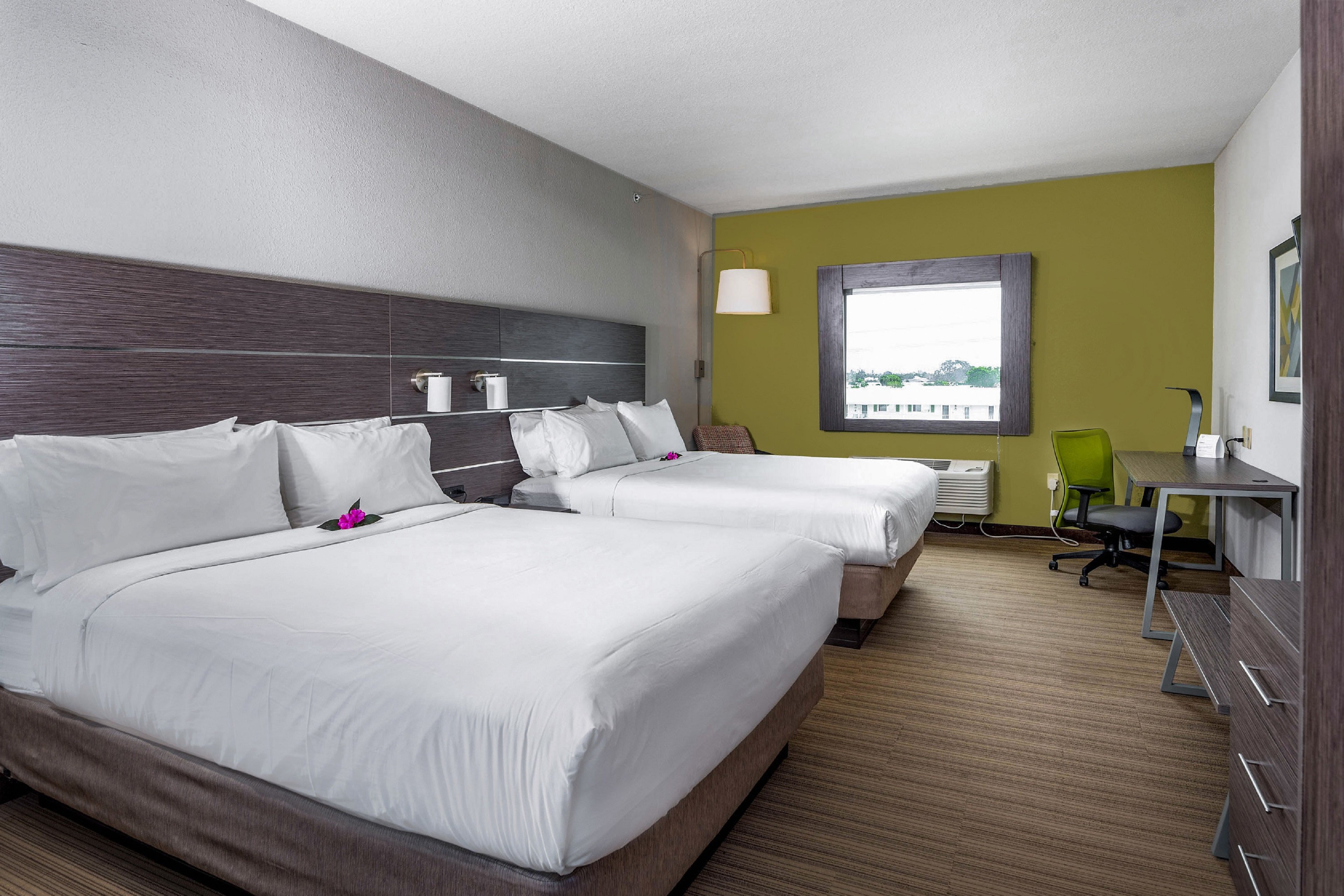 holiday inn express and suites boynton beach west by ihg