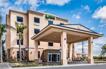Holiday Inn Express & Suites Boynton Beach West By Ihg,Palm Beach>>Boynton Beach,3 star