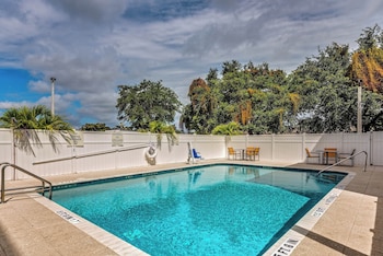 Holiday Inn Express & Suites Boynton Beach West By Ihg,Palm Beach>>Boynton Beach,3 star