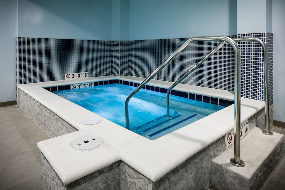 staybridge suites des moines downtown by ihg