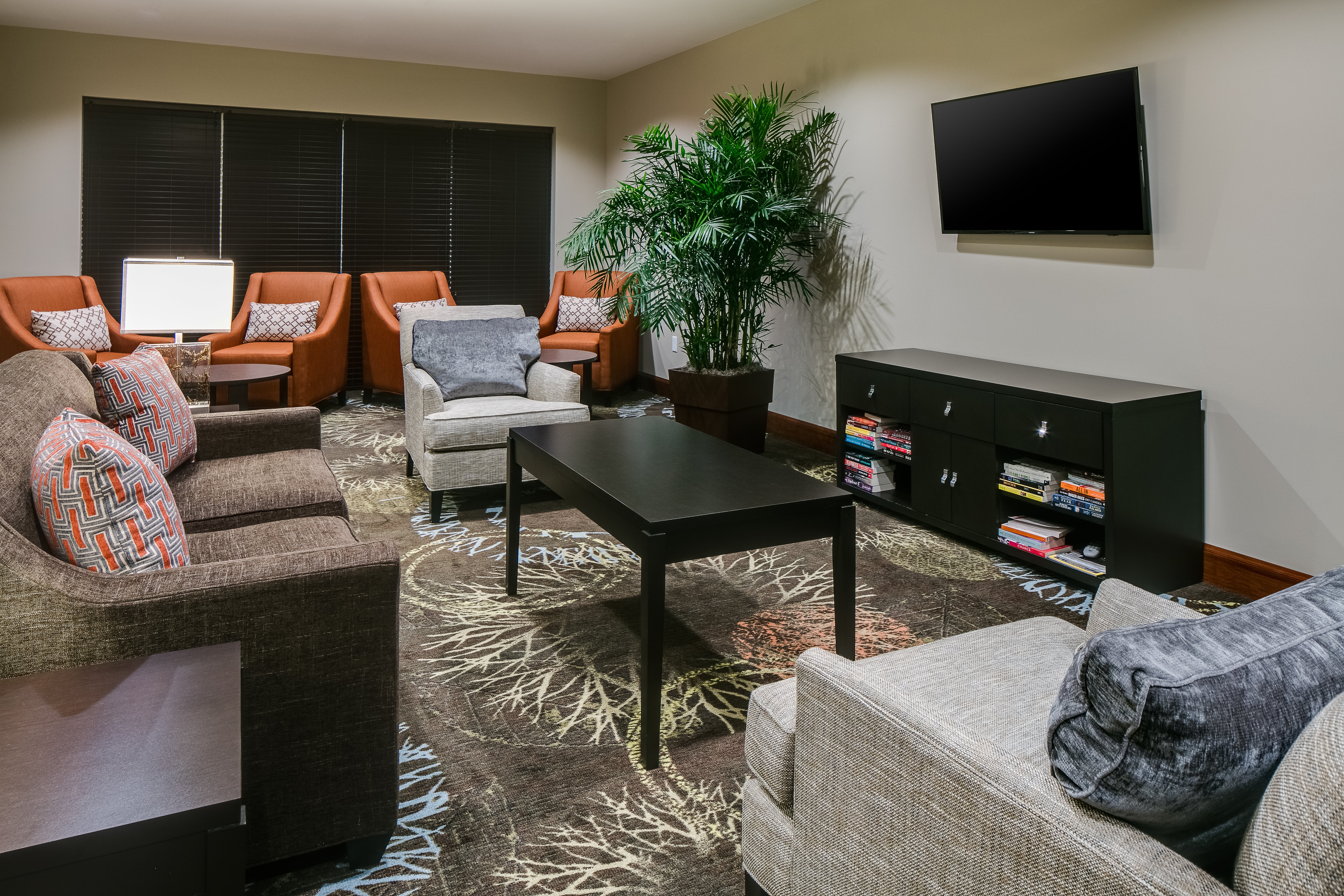 staybridge suites des moines downtown by ihg
