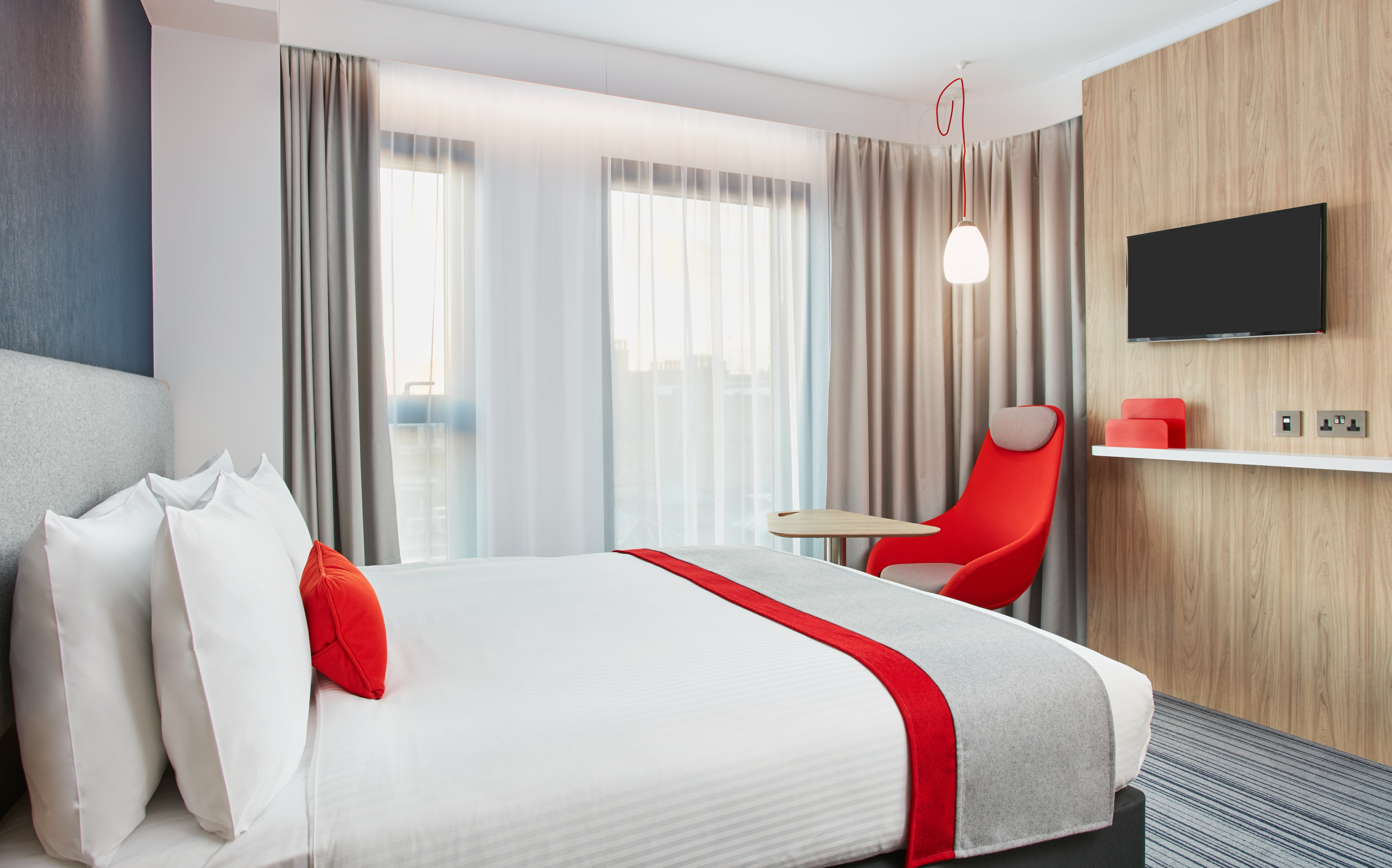 holiday inn express london ealing