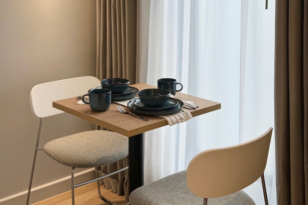 holiday inn express london ealing