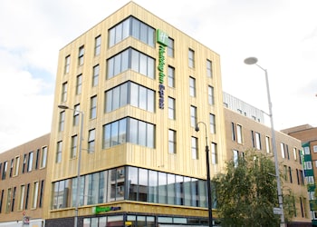 holiday inn express london ealing