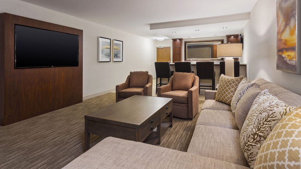 holiday inn express and suites medina by ihg