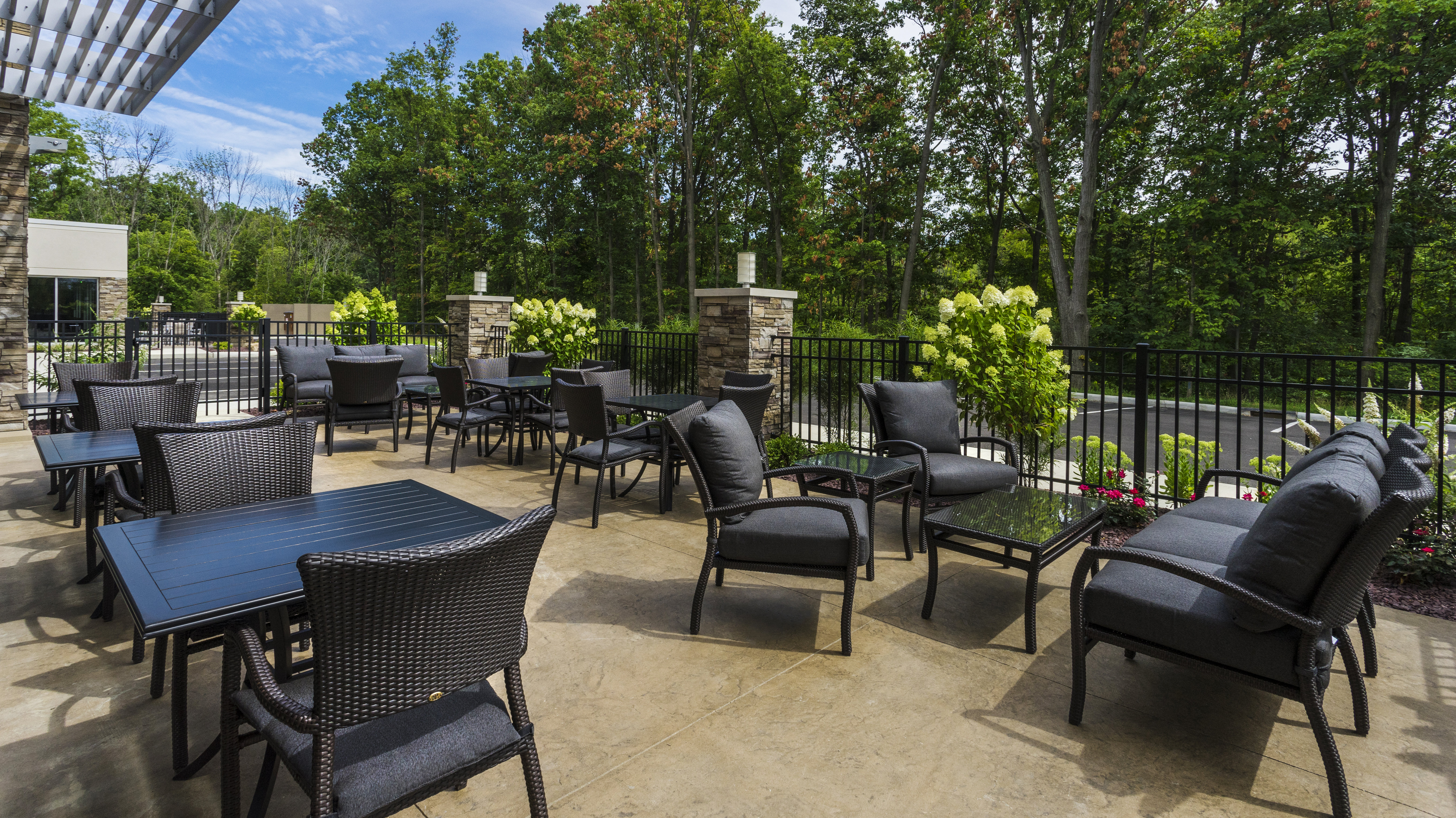 holiday inn express and suites medina by ihg