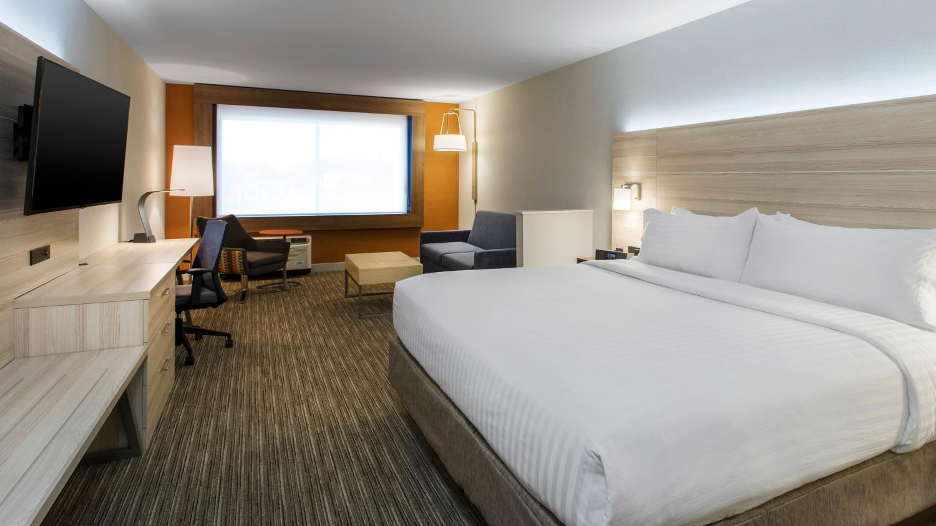 holiday inn express and suites medina by ihg