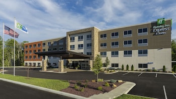 Holiday Inn Express & Suites Medina By Ihg,Medina>>Akron,3 star
