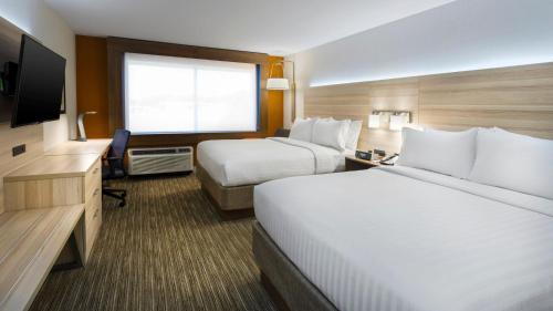 holiday inn express and suites medina by ihg