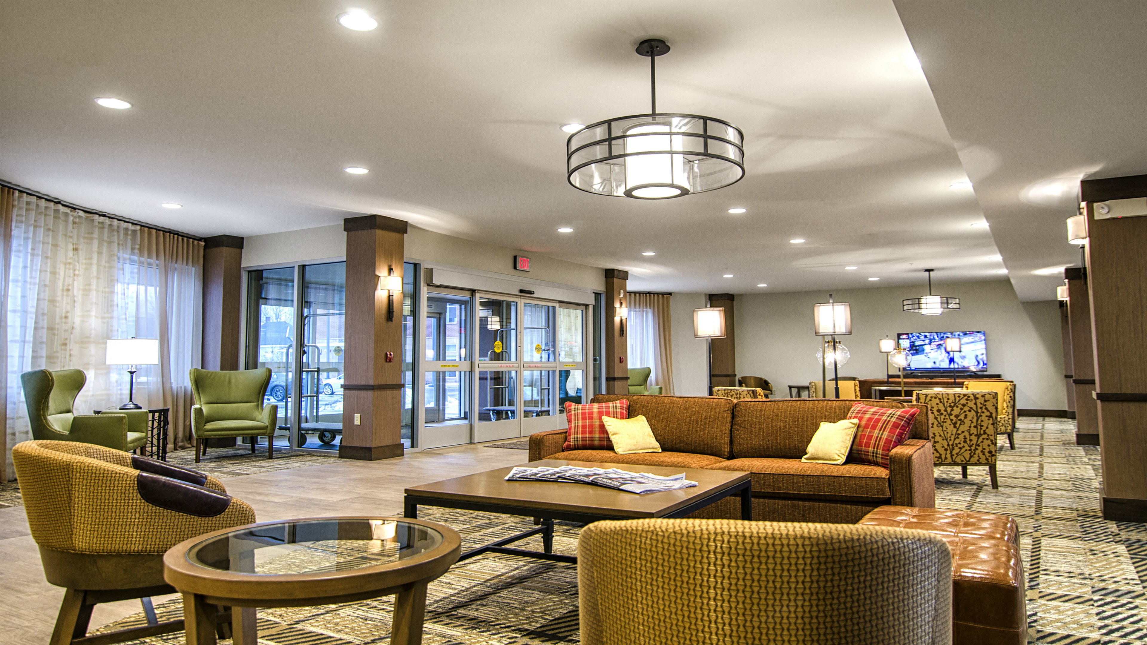 staybridge suites marquette by ihg