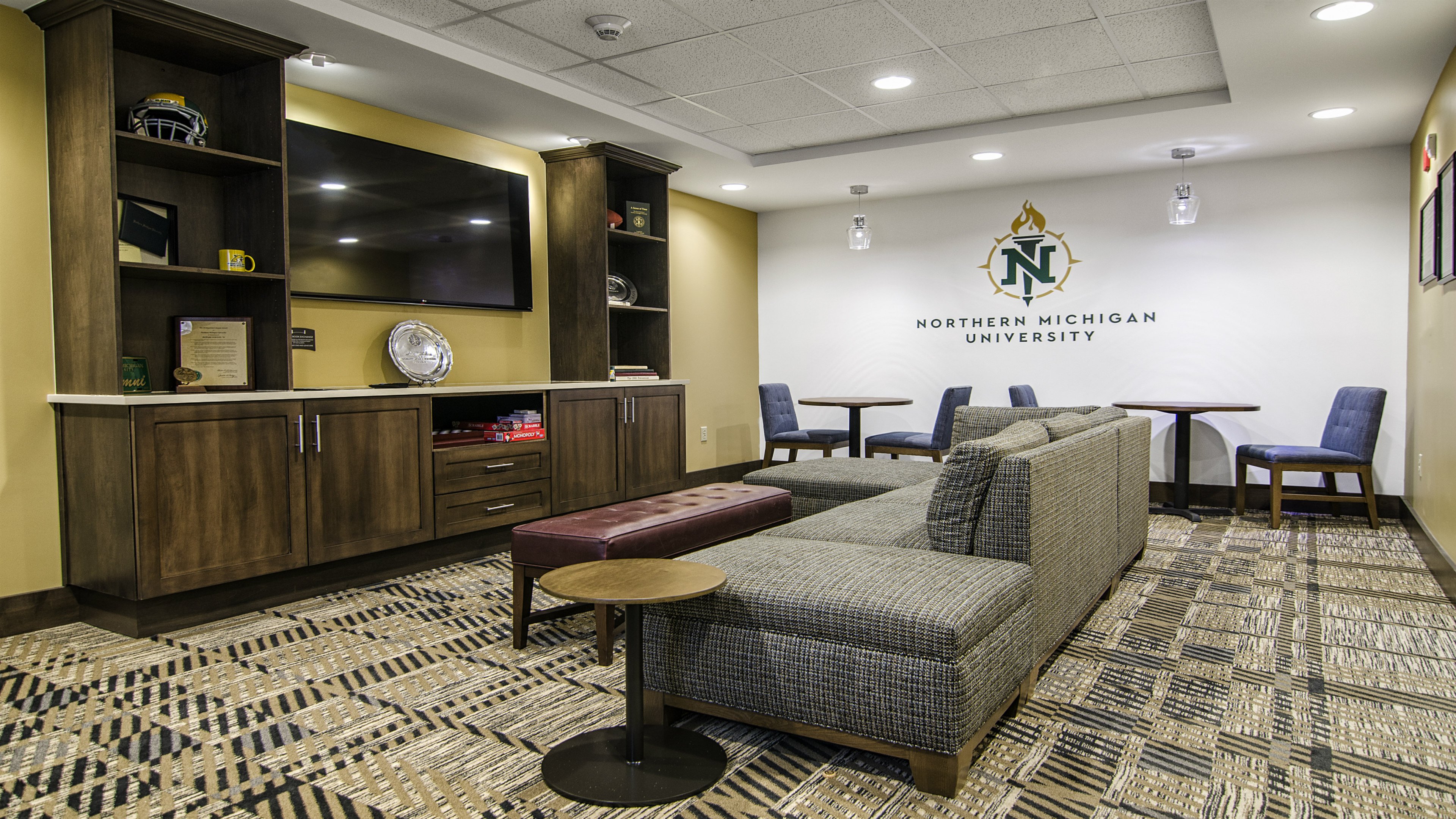 staybridge suites marquette by ihg