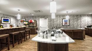 staybridge suites marquette by ihg