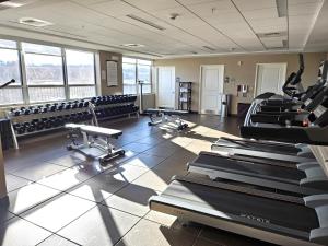 staybridge suites marquette by ihg