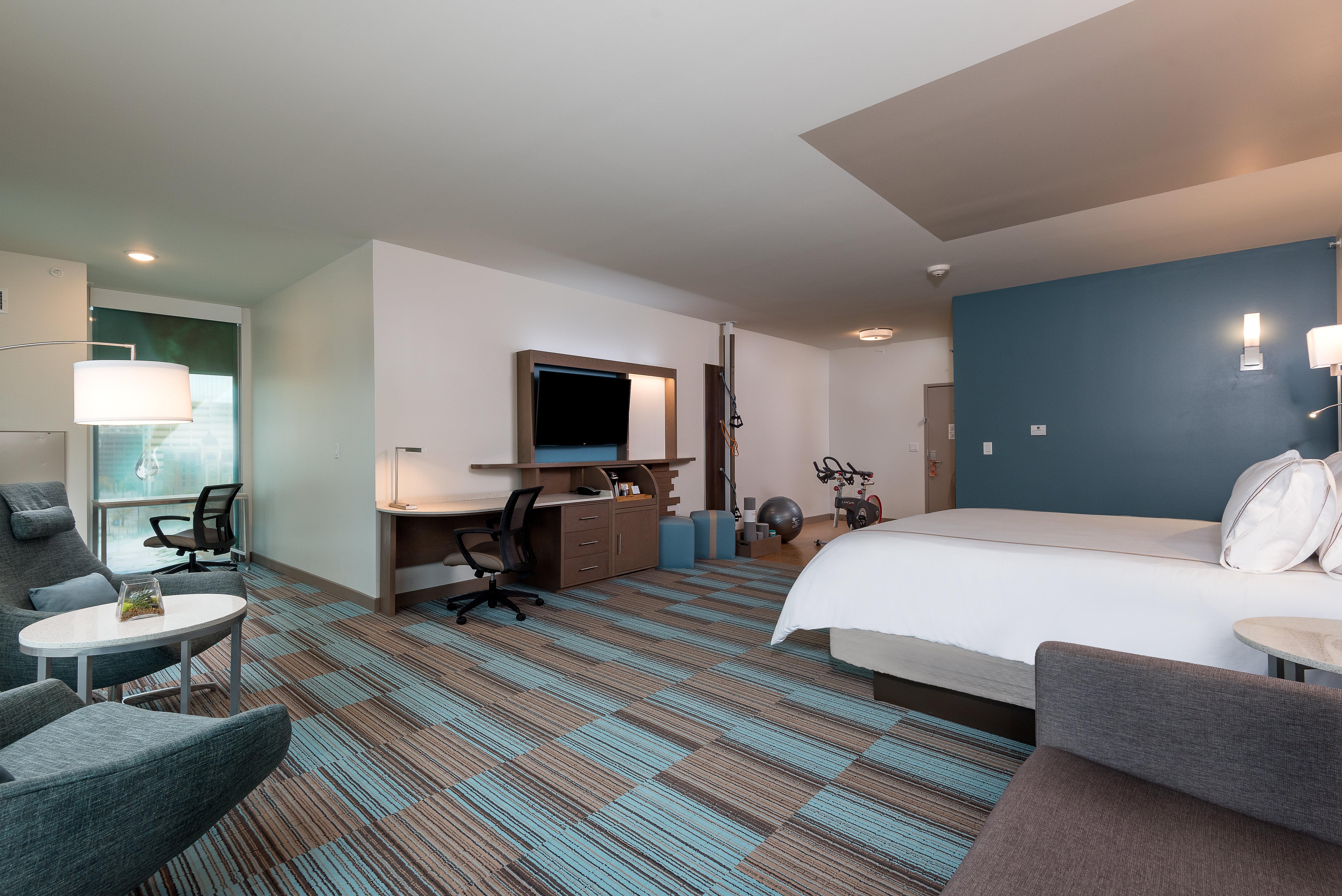 even hotel omaha downtown old market by ihg