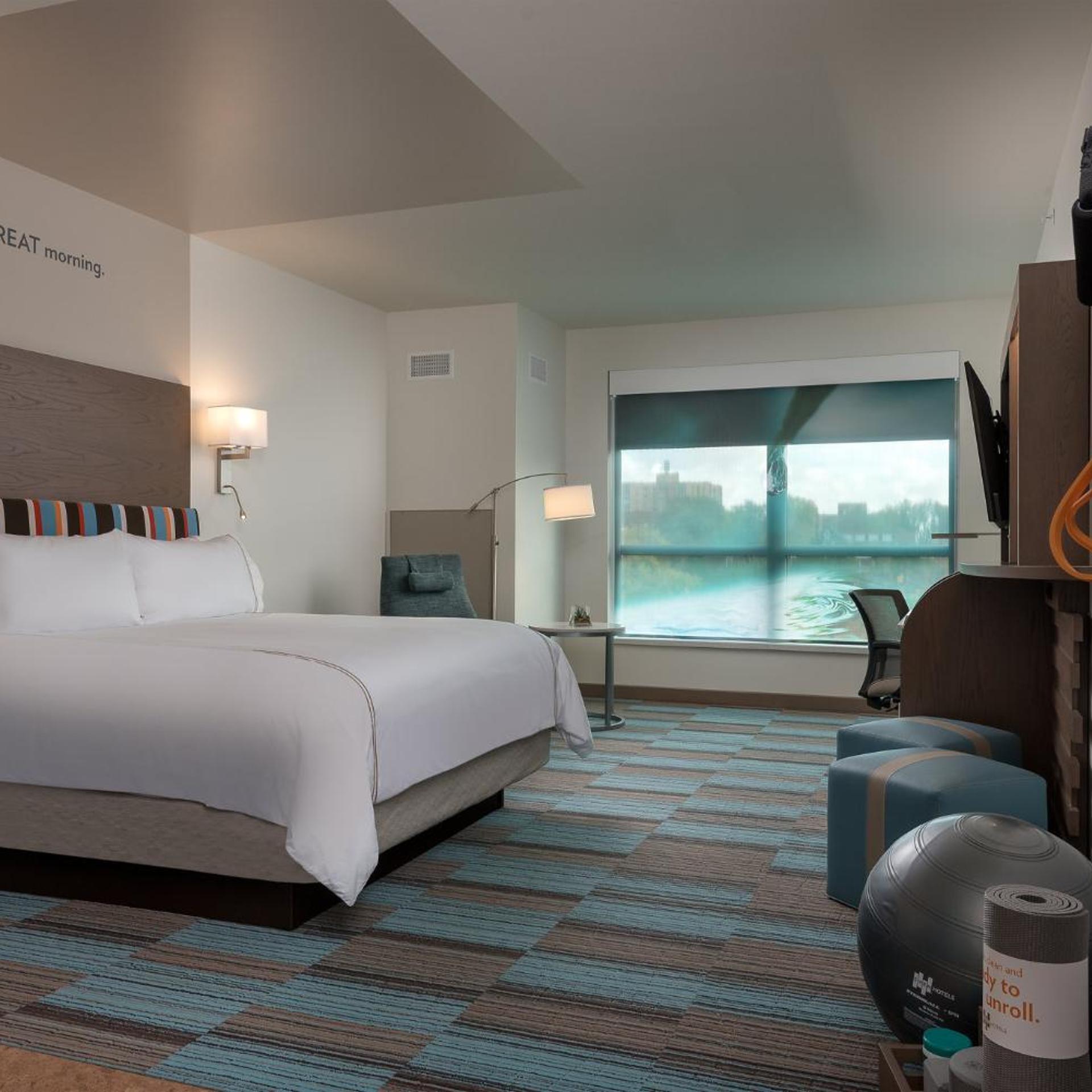 even hotel omaha downtown old market by ihg