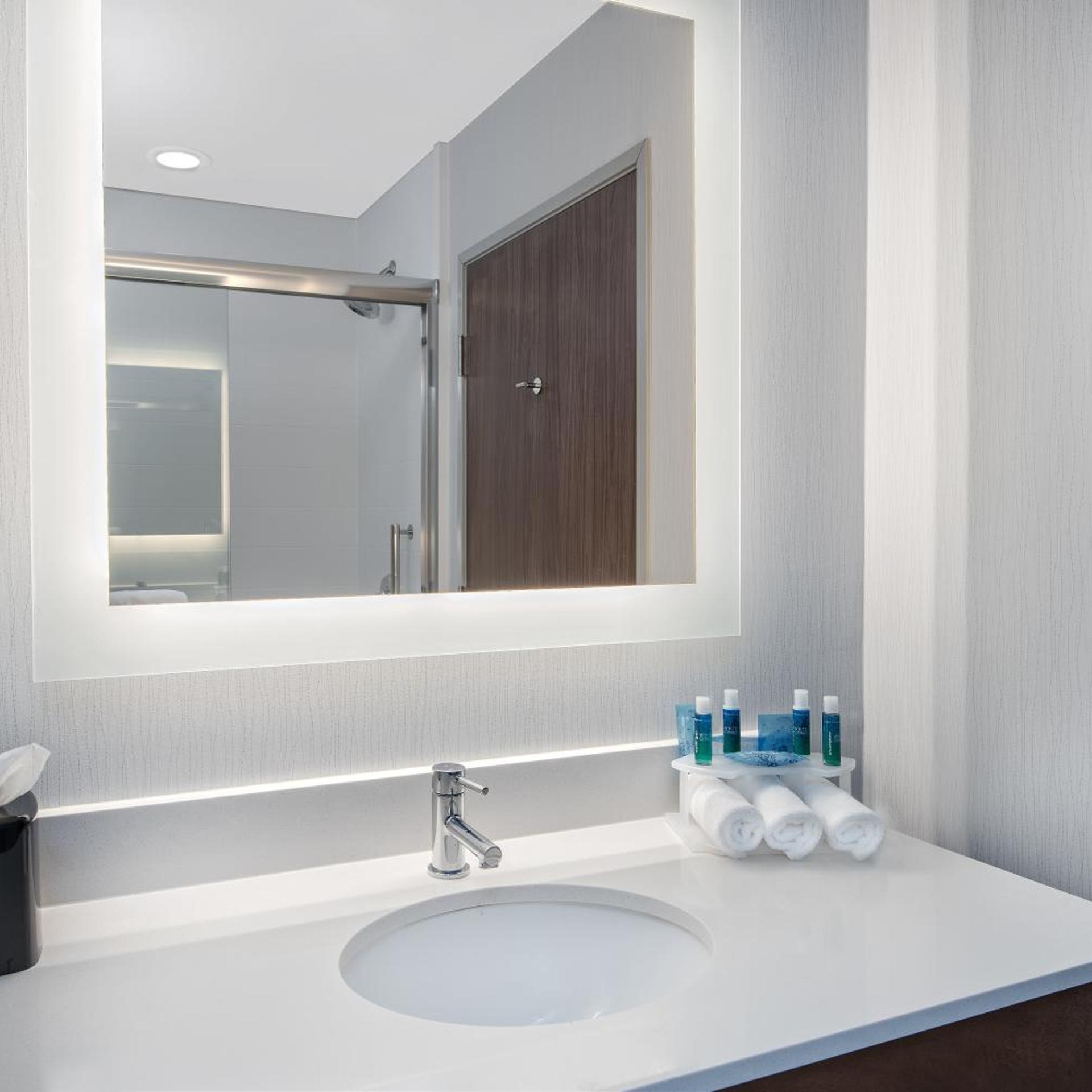 holiday inn express and suites round rock austin n