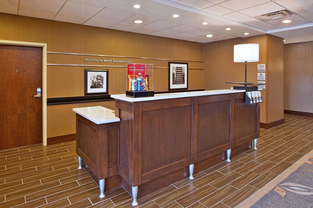hampton inn by hilton west bloomfield novi