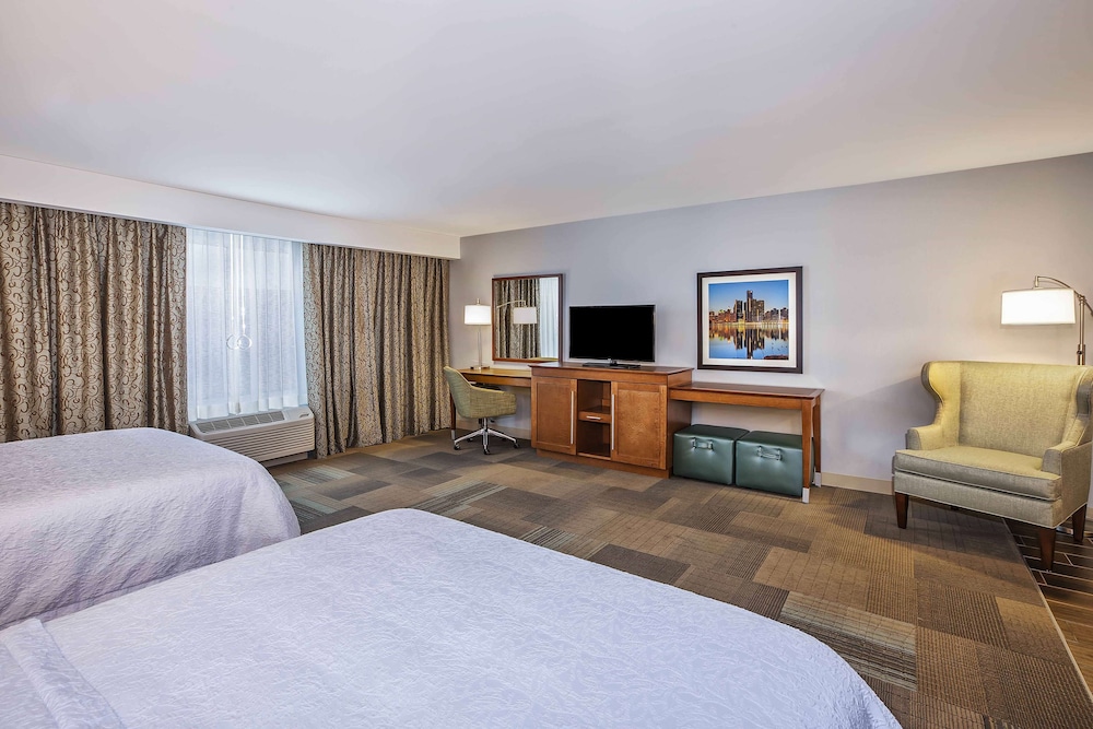 hampton inn by hilton west bloomfield novi
