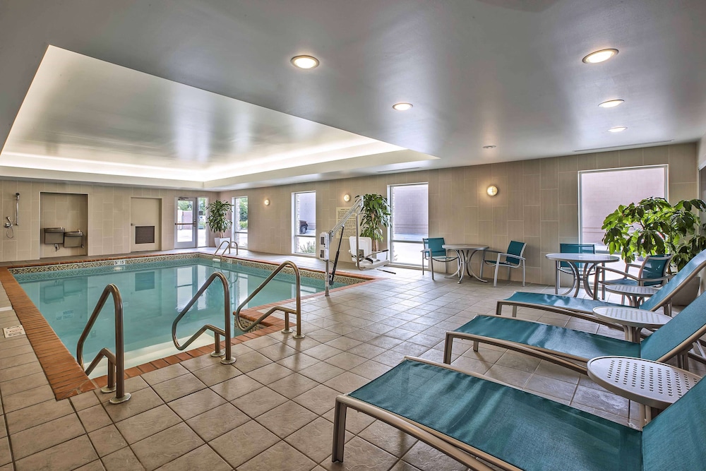 hampton inn by hilton west bloomfield novi