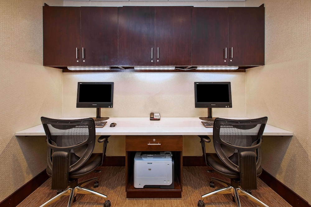 hampton inn by hilton west bloomfield novi