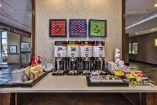 hampton inn by hilton west bloomfield novi