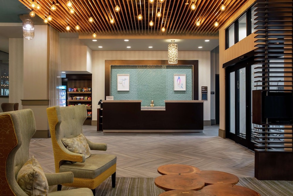 hilton garden inn mobile downtown