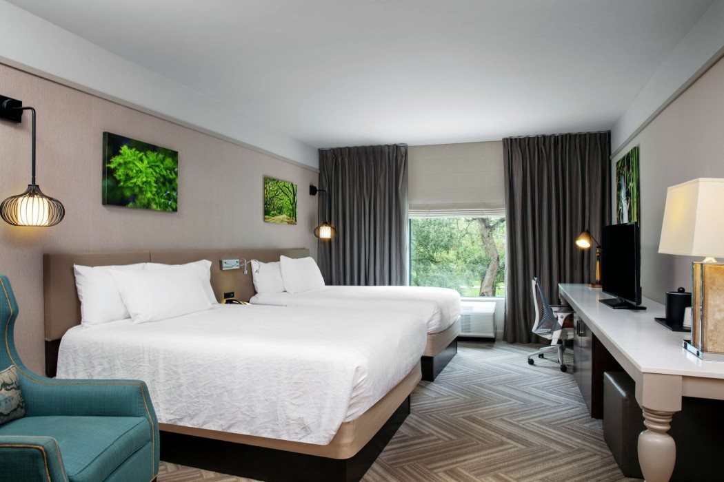 hilton garden inn mobile downtown