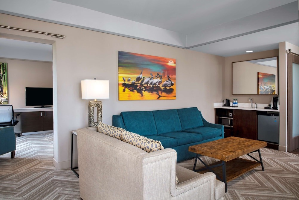 hilton garden inn mobile downtown
