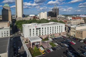 hilton garden inn mobile downtown